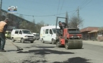 Autoritatile promit: La mijlocul verii municipalitatea va incepe reparatia strazii Columna Autoritatile promit: La mijlocul verii municipalitatea va incepe reparatia strazii Columna