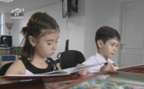 Ziarul "Adevarul" lanseaza o noua colectie de carti pentru copii Ziarul "Adevarul" lanseaza o noua colectie de carti pentru copii