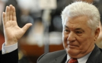 VIDEO. Vladimir Voronin voteaza criticand guvernarea AIE VIDEO. Vladimir Voronin voteaza criticand guvernarea AIE