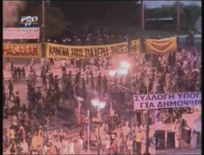 Premierul Greciei poate scoate tara din criza. Protestele violente continua Premierul Greciei poate scoate tara din criza. Protestele violente continua