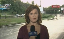 Cateva minute au fost de ajuns. Strazile capitalei, scaldate de suvoaiele torentiale