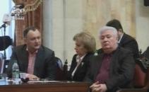 Comunistii cer demisia AIE: Alianta a creat dezordine si haos in tara