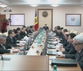 Membrii ONG-urilor: Guvernul nu va demisiona, iar membrii AIE trebuie sa comunice mai mult intre ei Membrii ONG-urilor: Guvernul nu va demisiona, iar membrii AIE trebuie sa comunice mai mult intre ei