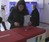 Observatorii CSI si OSCE: Alegerile au fost libere si democratice Observatorii CSI si OSCE: Alegerile au fost libere si democratice