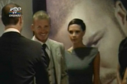 David si Victoria Beckham au devenit parinti pentru a patra oara David si Victoria Beckham au devenit parinti pentru a patra oara