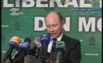 Mihai Ghimpu: "Traiasca Constitutia!". Opozitie in alianta de ziua Constitutiei Mihai Ghimpu: "Traiasca Constitutia!". Opozitie in alianta de ziua Constitutiei