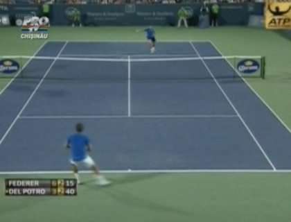 Federer ataca America. Tenismanul elvetian l-a invins pe Del Potro Federer ataca America. Tenismanul elvetian l-a invins pe Del Potro