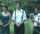 SUPER SOLUTIE: Domnisoara de onoare via iPad! VIDEO 