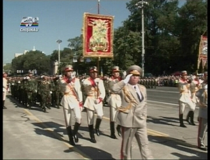 Moldova si-a sarbatorit INDEPENDENTA printr-o parada grandioasa