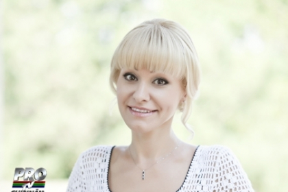 Lorena Bogza: "Nici nu stiu ce din mine sunt eu si ce este PRO TV" Lorena Bogza: "Nici nu stiu ce din mine sunt eu si ce este PRO TV"