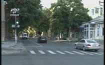 Accident "prezidential" in capitala. O masina a presedintiei a tamponat un taxi