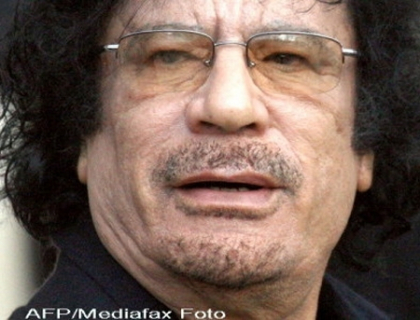 Gaddafi ar fi incercat sa intre in Algeria, insa presedintele a refuzat sa-i raspunda la telefon Gaddafi ar fi incercat sa intre in Algeria, insa presedintele a refuzat sa-i raspunda la telefon