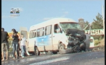 ACCIDENT GRAV la Ialoveni. 2 microbuze s-au tamponat, iar in jur de 20 de pasageri au ajuns la spital