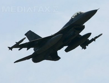 Doua avioane F16 au escortat o aeronava care survola New York