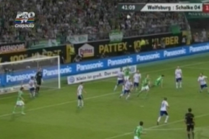 Prima victorie dupa trei infrangeri consecutive. Wolfsburg s-a impus in fata echipei Schalke 04