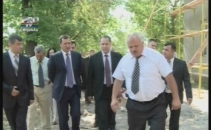 Cadou de la premier? Bascanul Gagauziei a primit recent o masina de serviciu noua Cadou de la premier? Bascanul Gagauziei a primit recent o masina de serviciu noua
