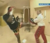 Triplul campion mondial la K-1, Remy Bonjasky, asteptat astazi la Chisinau! Triplul campion mondial la K-1, Remy Bonjasky, asteptat astazi la Chisinau!