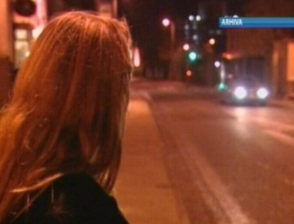 Oprita la frontiera in timp ce pleca la Moscova. O tanara de 18 ani urma sa se prostitueze in Turcia! Oprita la frontiera in timp ce pleca la Moscova. O tanara de 18 ani urma sa se prostitueze in Turcia!