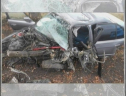 Excesul de viteza ucide. Un sofer si-a pierdut viata intr-un accident cumplit la Leova. FOTO
