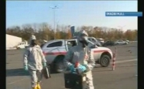 Prinsi in flagrant in timp ce vindeau 24 kilograme de mercur alb. VIDEO