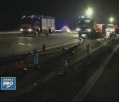 Un microbuz din Romania, strivit de un autotren! Masacru de nedescris pe o autostrada din Ungaria Un microbuz din Romania, strivit de un autotren! Masacru de nedescris pe o autostrada din Ungaria