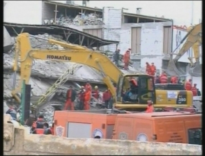 Cel putin 19 morti si peste 100 de disparuti in urma cutremurului din Turcia Cel putin 19 morti si peste 100 de disparuti in urma cutremurului din Turcia