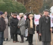 Jos ANRE, jos tarifele! Cateva sute de persoane au protestat in fata Guvernului