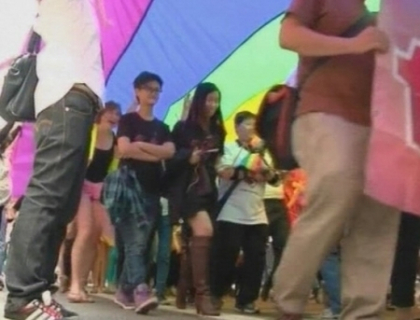"Pentru Ciudatenii. Pentru dragoste. Pentru egalitate". Gay-ii si lesbienele din Hong Kong au iesit in strada
