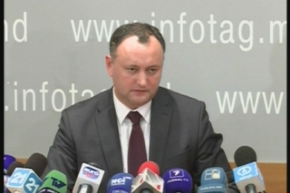 Dodon catre comunisti: Sunteti impotenti! "De ce PCRM nu face ordine in oras, avand majoritatea in CMC?"