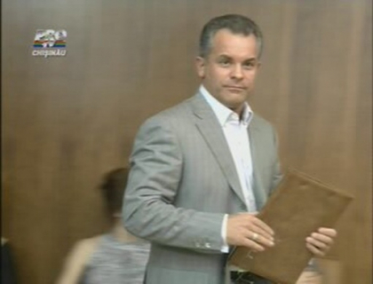 Vlad Plahotniuc are doua identitati: una in Moldova, una in Romania