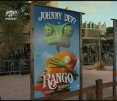Johnny Depp, un cameleon plictisit de viata, care isi doreste sa devina erou cu orice pret Johnny Depp, un cameleon plictisit de viata, care isi doreste sa devina erou cu orice pret