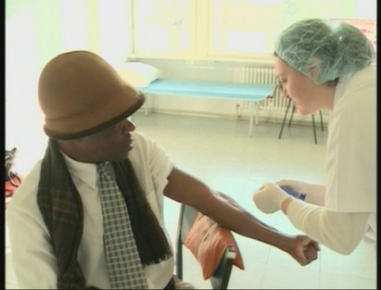 VIDEO. Asteptam rezultatele. John Onoje a trecut controlul medical