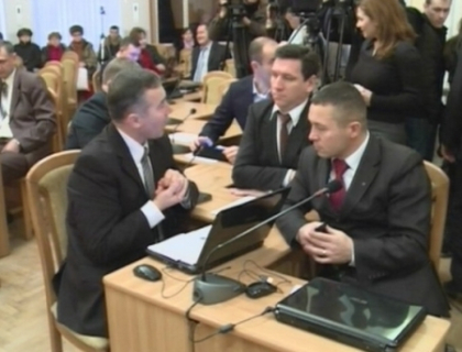 Joc de-a v-ati ascunselea in CMC! Comunistii prezenti, liberal-democratii si liberalii - absenti! Afla motivul Joc de-a v-ati ascunselea in CMC! Comunistii prezenti, liberal-democratii si liberalii - absenti! Afla motivul