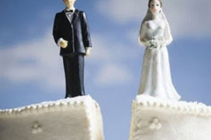 Divorteaza la 99 de ani, dupa un mariaj de 77 de ani. Motivul este uluitor Divorteaza la 99 de ani, dupa un mariaj de 77 de ani. Motivul este uluitor