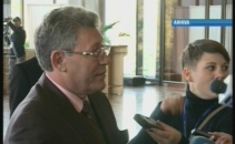 Felicitari marca politicieni. Voronin sa iasa la pensie, iar Plahotniuc are de toate Felicitari marca politicieni. Voronin sa iasa la pensie, iar Plahotniuc are de toate