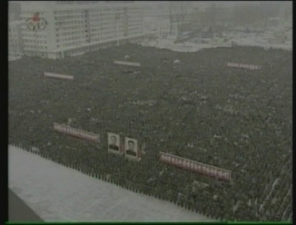 Parada de bun venit in Coreea de Nord pentru noul conducator suprem, Kim Jong-un Parada de bun venit in Coreea de Nord pentru noul conducator suprem, Kim Jong-un