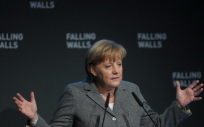 Merkel, dupa decizia S&P: UE trebuie sa incheie de urgenta pactul fiscal si sa puna pe picioare ESM
