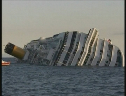 "Ca in Titanic! Iti vedeai moartea cu ochii". Cosmarul de pe vaporul naufragiat in Italia, vazut de moldoveni "Ca in Titanic! Iti vedeai moartea cu ochii". Cosmarul de pe vaporul naufragiat in Italia, vazut de moldoveni