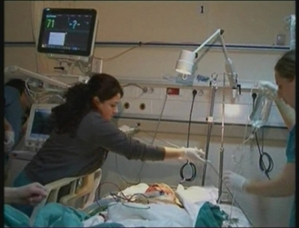 Tragism si fericire in Turcia. Medicii au reusit primul transplant facial si primul transplant triplu de membre Tragism si fericire in Turcia. Medicii au reusit primul transplant facial si primul transplant triplu de membre