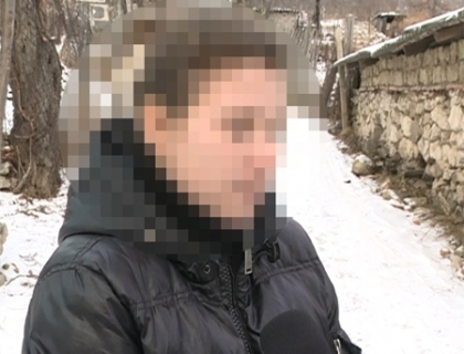 "M-a lovit peste fata si a inceput sa ma dezbrace!" Declaratiile fetei violate de trei indivizi la Tiganesti