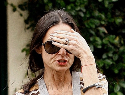 Motivul pentru care Demi Moore a ajuns in spital. Ce ascundea corpul plin de operatii estetice Motivul pentru care Demi Moore a ajuns in spital. Ce ascundea corpul plin de operatii estetice