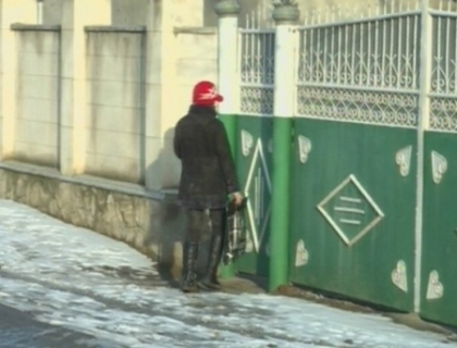 Cazul fetitei din Hancesti care a fost batuta si alungata de acasa, in atentia politistilor! "Va fi pornita o ancheta"