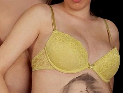 38.000 de oameni au postat aceasta imagine cu un tatuaj bizar pe pagina personala de Facebook