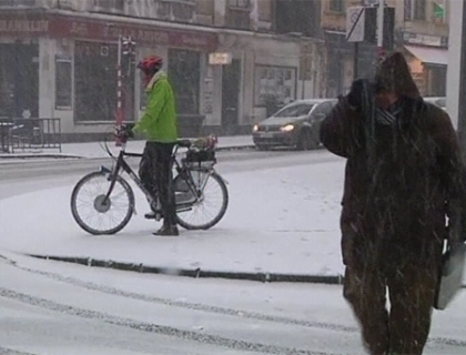 -37 de grade in Polonia! Peste 260 de oameni din centrul si estul Europei au murit inghetati -37 de grade in Polonia! Peste 260 de oameni din centrul si estul Europei au murit inghetati