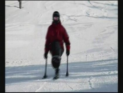 Imobilizat intr-un scaun cu rotile, a reusit saritura de 360 de grade pe un sit ski! Vezi performanta incredibila Imobilizat intr-un scaun cu rotile, a reusit saritura de 360 de grade pe un sit ski! Vezi performanta incredibila