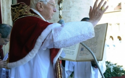 "Papa Benedict al XVI-lea va muri in 12 luni". Dezvaluirile unui document secret, negate de Vatican "Papa Benedict al XVI-lea va muri in 12 luni". Dezvaluirile unui document secret, negate de Vatican