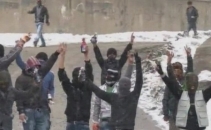 Liderului rebelilor kurzi, omagiat cu violente in Turcia!
