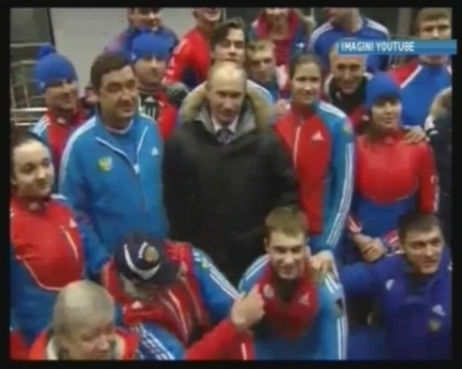 Vladimir Putin s-a apucat si de bobsleigh! Vezi cum a testat partia Vladimir Putin s-a apucat si de bobsleigh! Vezi cum a testat partia