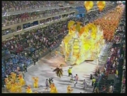 Tragedie la Carnavalul de la Rio! Un baiat in varsta de 14 ani a fost impuscat mortal in timpul showului Tragedie la Carnavalul de la Rio! Un baiat in varsta de 14 ani a fost impuscat mortal in timpul showului