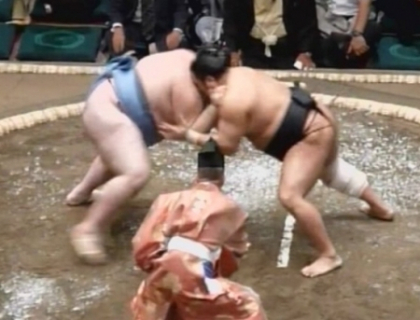 Au trucat luptele sumo! Sportul national al Japoniei, zguduit din temelii Au trucat luptele sumo! Sportul national al Japoniei, zguduit din temelii